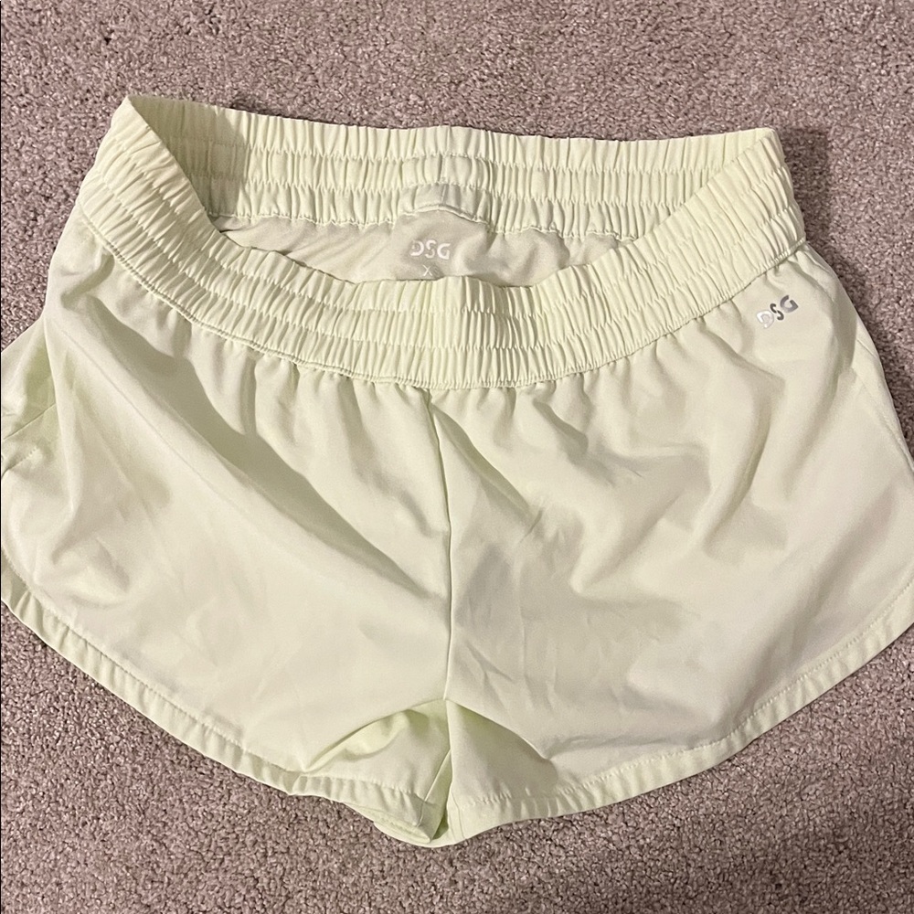 DSG Women's Light Cream Athletic Shorts